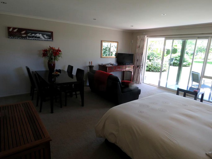 Nature Lodges (Hanmer Springs, South Island, New Zealand)