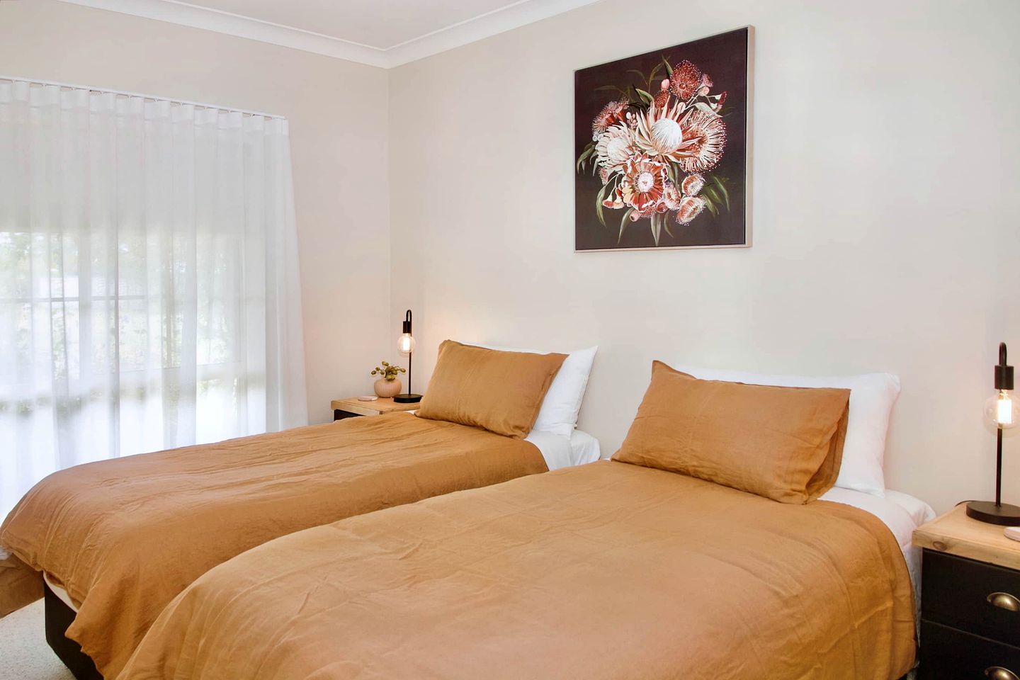 Glamping in Harmony with the Great Outdoors in this Wonderful Cottage in the Blue Mountains