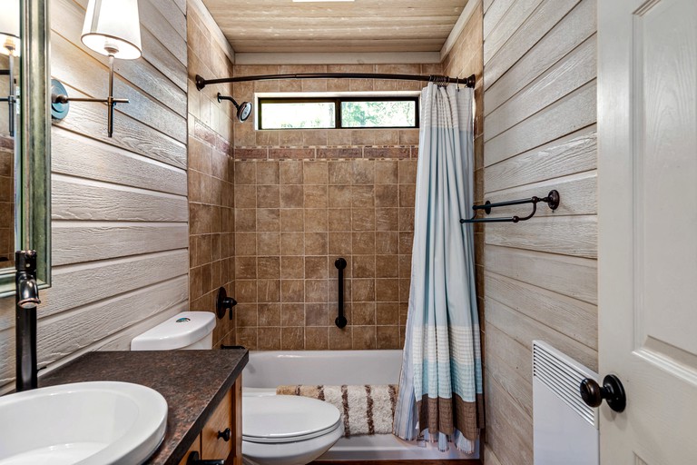 Floating Homes (United States of America, Groveland, California)