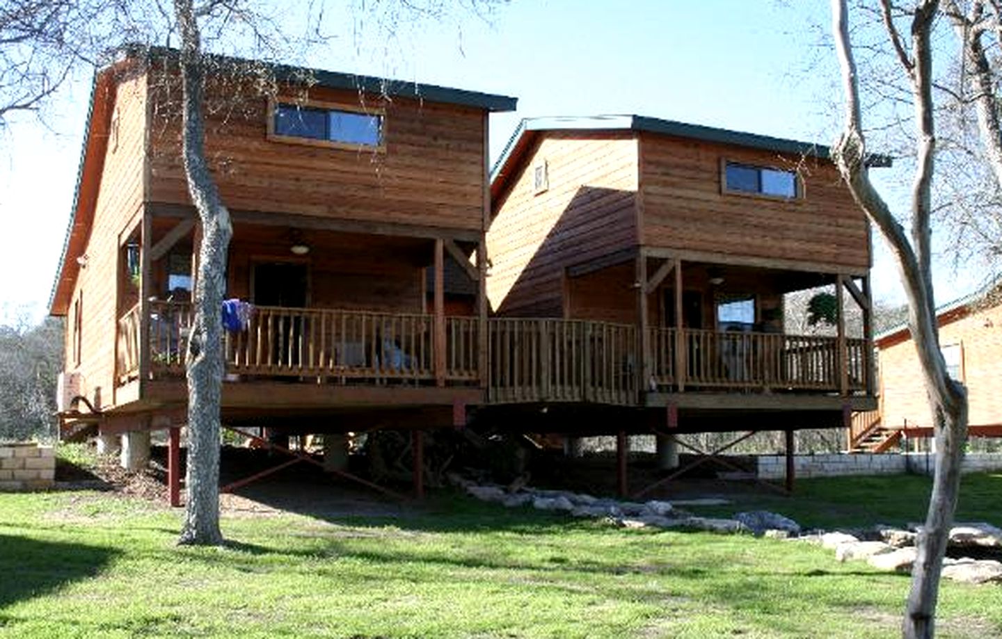 Cozy Cabin Rental with Calming Creek Views for Getaway near Austin, Texas