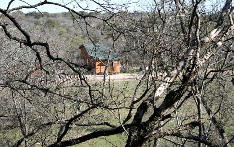 Cabins (Buda, Texas, United States)