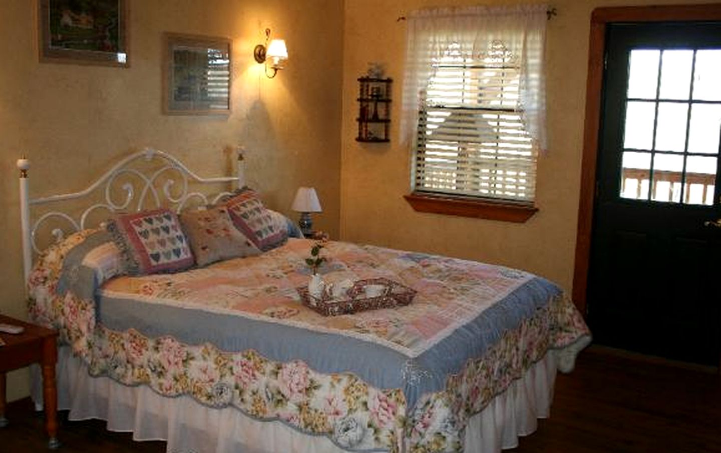 Sweet Cabin Rental for Family-Friendly Getaway near New Braunfels, Texas