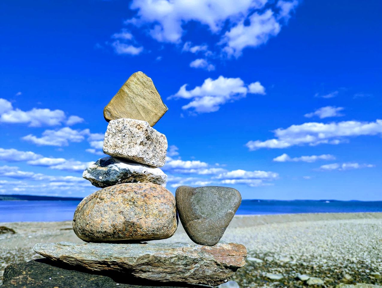 Charming Waterfront Sea Cottage with Private Beach near Bar Harbor, Hancock Maine