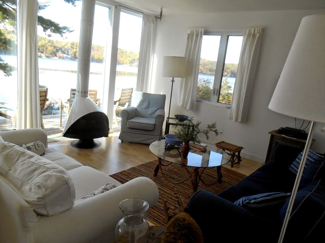 Bobs Lake Cottages The Eagle House, Vacation Rentals, Godfrey, Canada