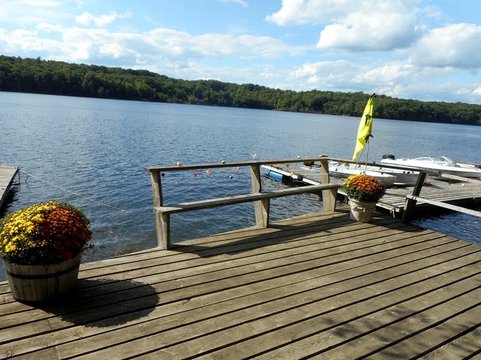 Bobs Lake Cottages The Great House, Vacation Rentals, Godfrey, Canada