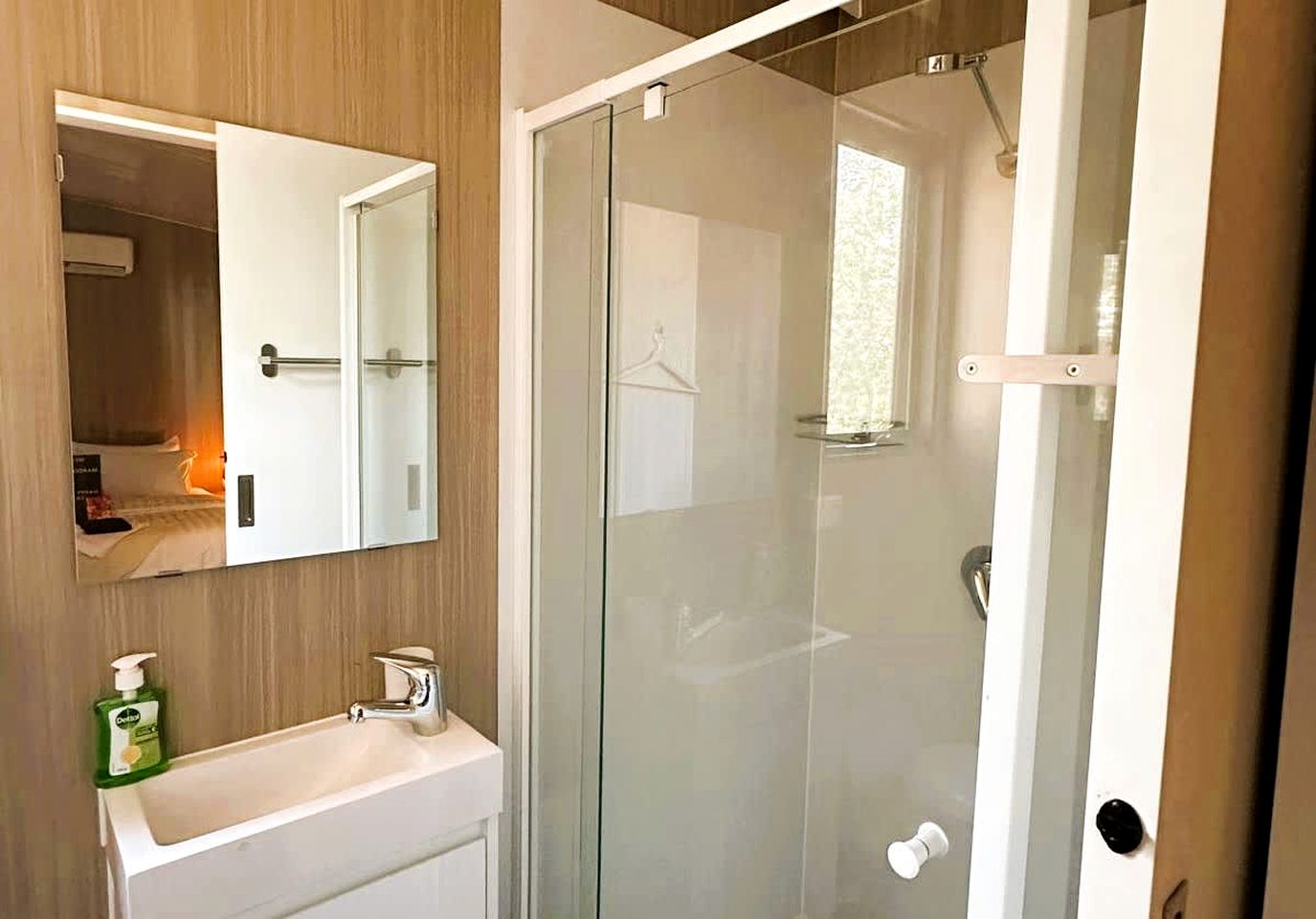 Eco-Friendly Tiny House Retreat with Scenic Trails near Maroota, New South Wales