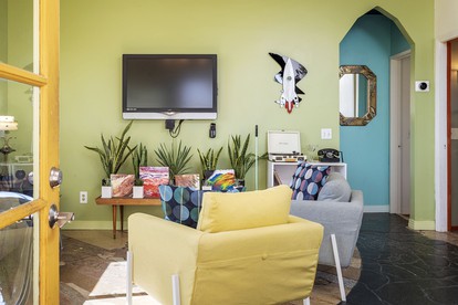 Cozy Cabin Ideal for a Getaway in Joshua Tree Perfect for Stargazing photo 3