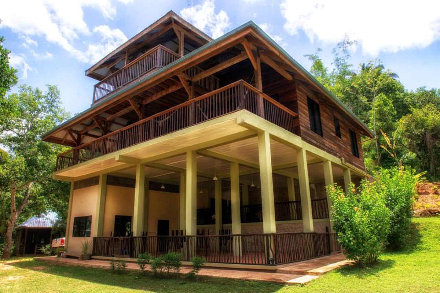 Secluded Lodge Getaway near San Ignacio, Cayo District, Belize