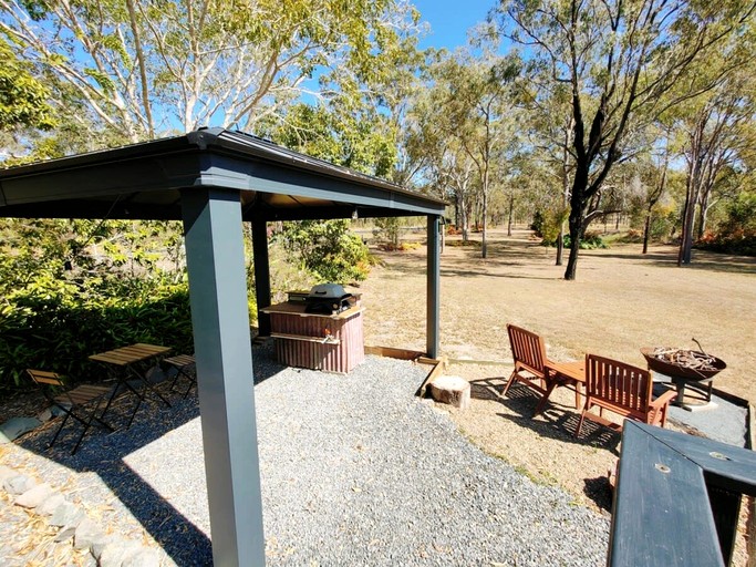 Tiny Houses (Australia, Baffle Creek, Queensland)