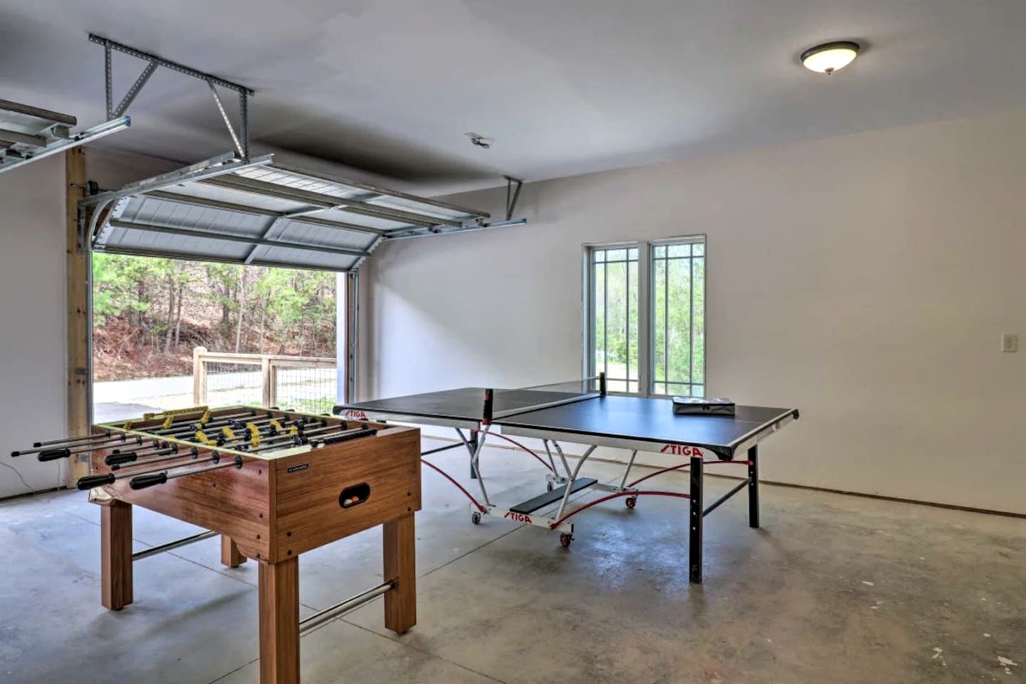 Fantastic Cottage with Incredible Sights in Candler, North Carolina