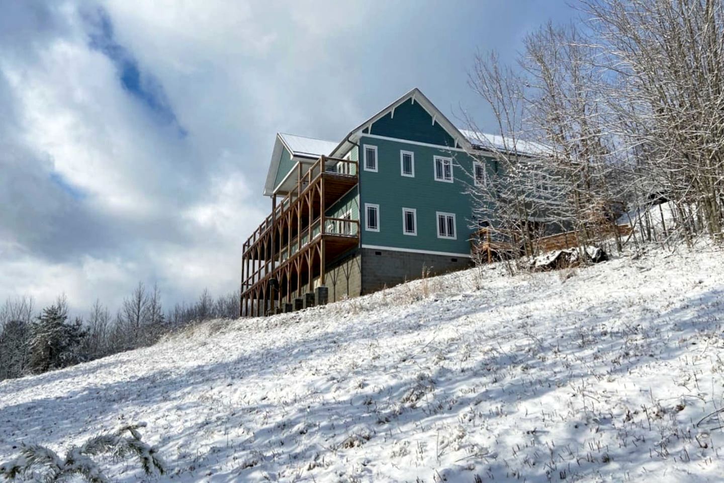 Fantastic Cottage with Incredible Sights in Candler, North Carolina
