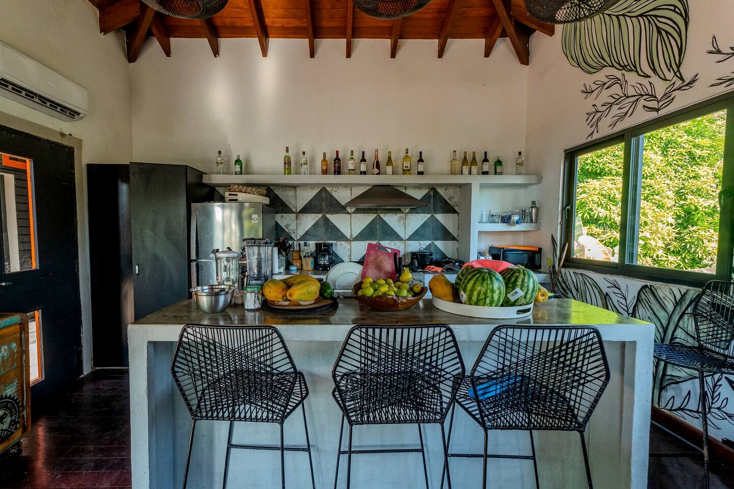 Luxury Island Retreat with Pool & Ocean Adventures on Saboga Island, Pearl Islands