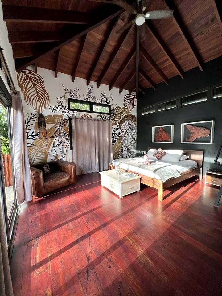 Luxury Island Retreat with Pool & Ocean Adventures on Saboga Island, Pearl Islands
