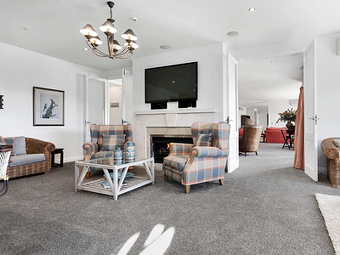 Nature Lodges (Karapiro, North Island, New Zealand)