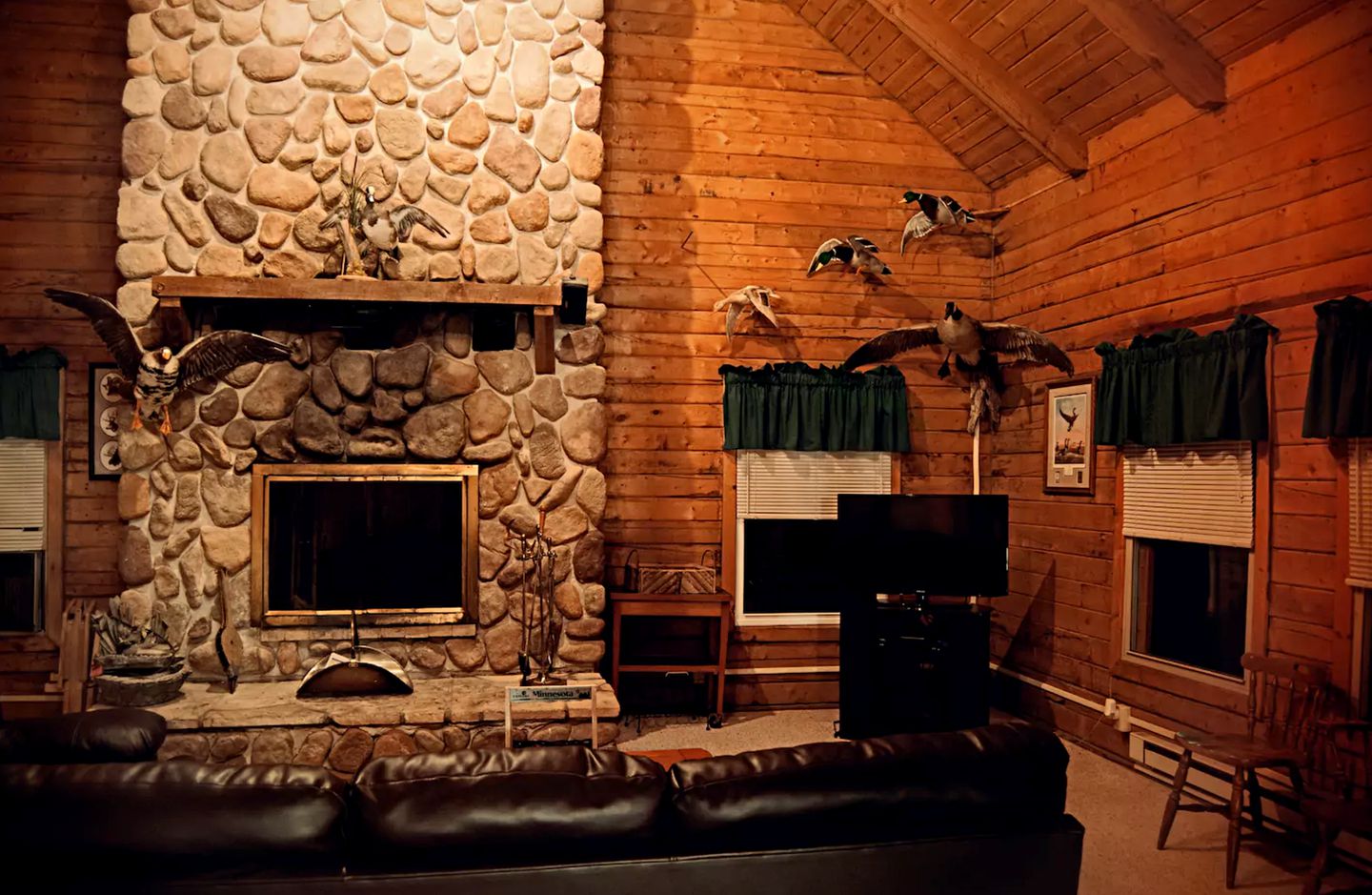 Spacious Vacation Cabin near Lac Qui Parle Lake in Dawson, Minnesota