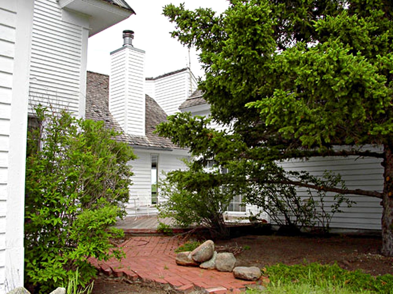 Tranquil Cottage on a Ranch Stay near the Crazy Mountains in Montana