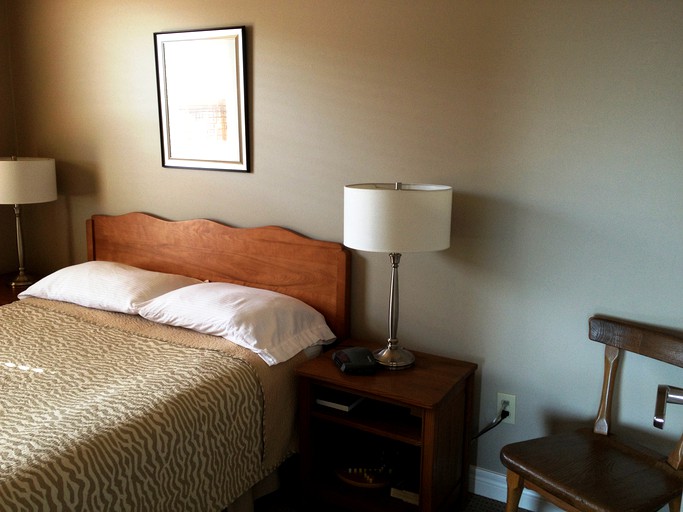 McIntyre's Cottages & Cameron House PetFriendly Cottages, Vacation