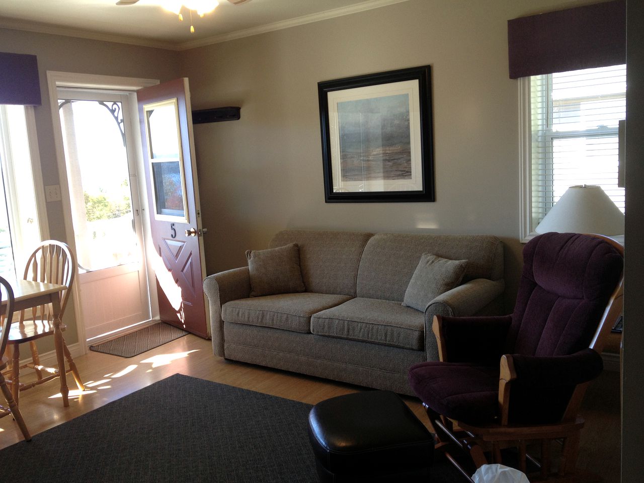 McIntyre's Cottages & Cameron House PetFriendly Cottages, Cottages