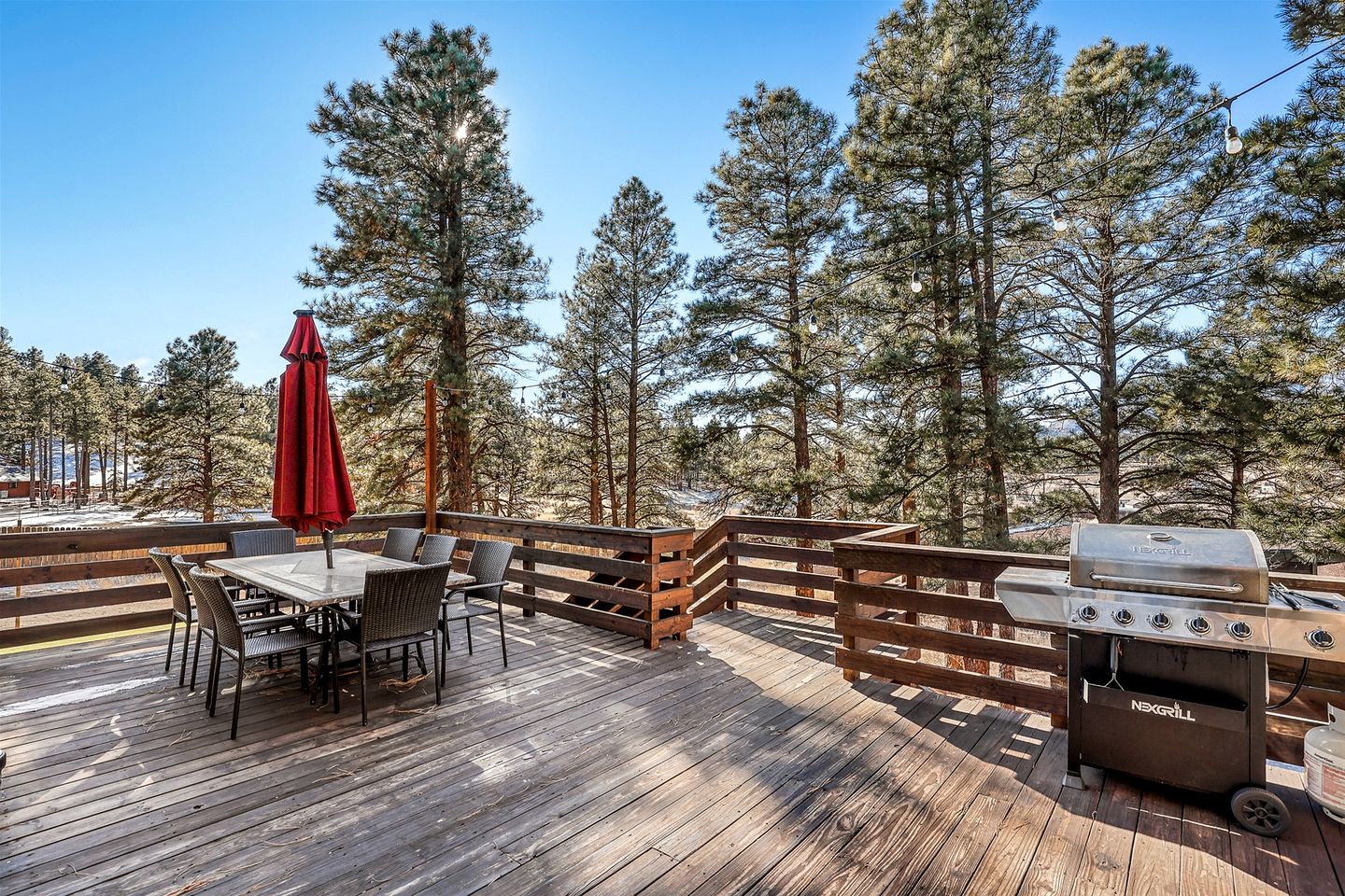 Large and Unique Cabin with a Private Hot Tub and Fire Pit with View of Mt. Eldon
