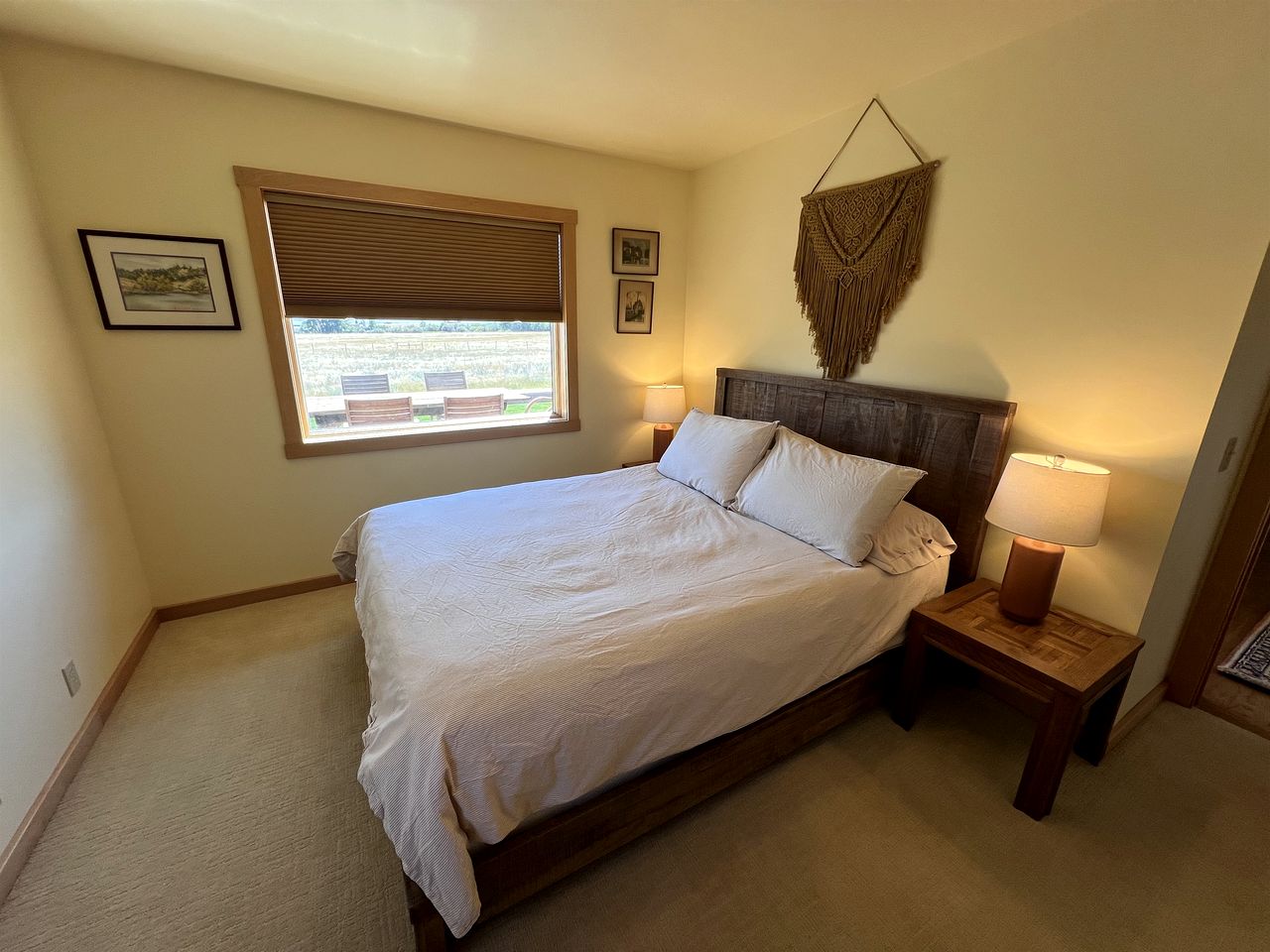 Elegant Vacation Home with Aspen Grove & Mountain Views near Ennis Lake in McAllister, Montana