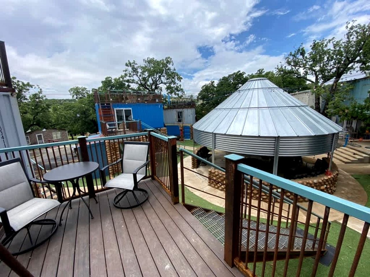 Cozy Tiny House with Hammock Patio near Bath Lake in Medicine Park, Oklahoma