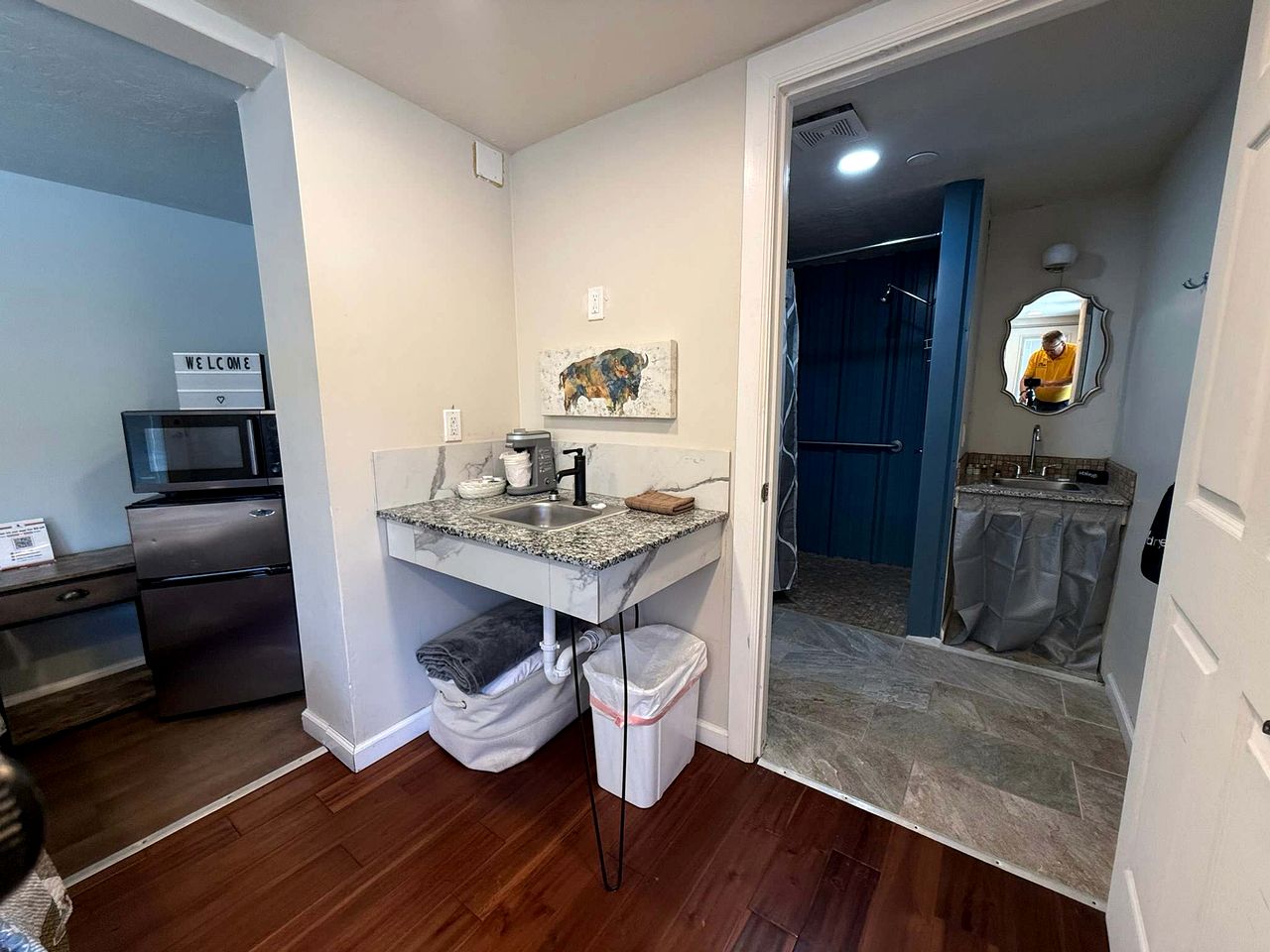 Charming Wheelchair-Accessible Tiny House with Patio near Wichita Mountains – Medicine Park, OK