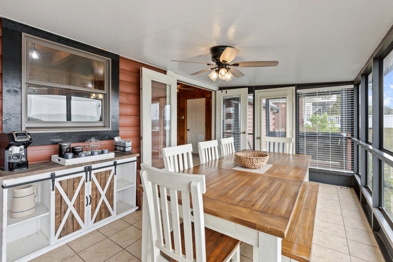Vacation Rentals (United States of America, Malvern, Arkansas)