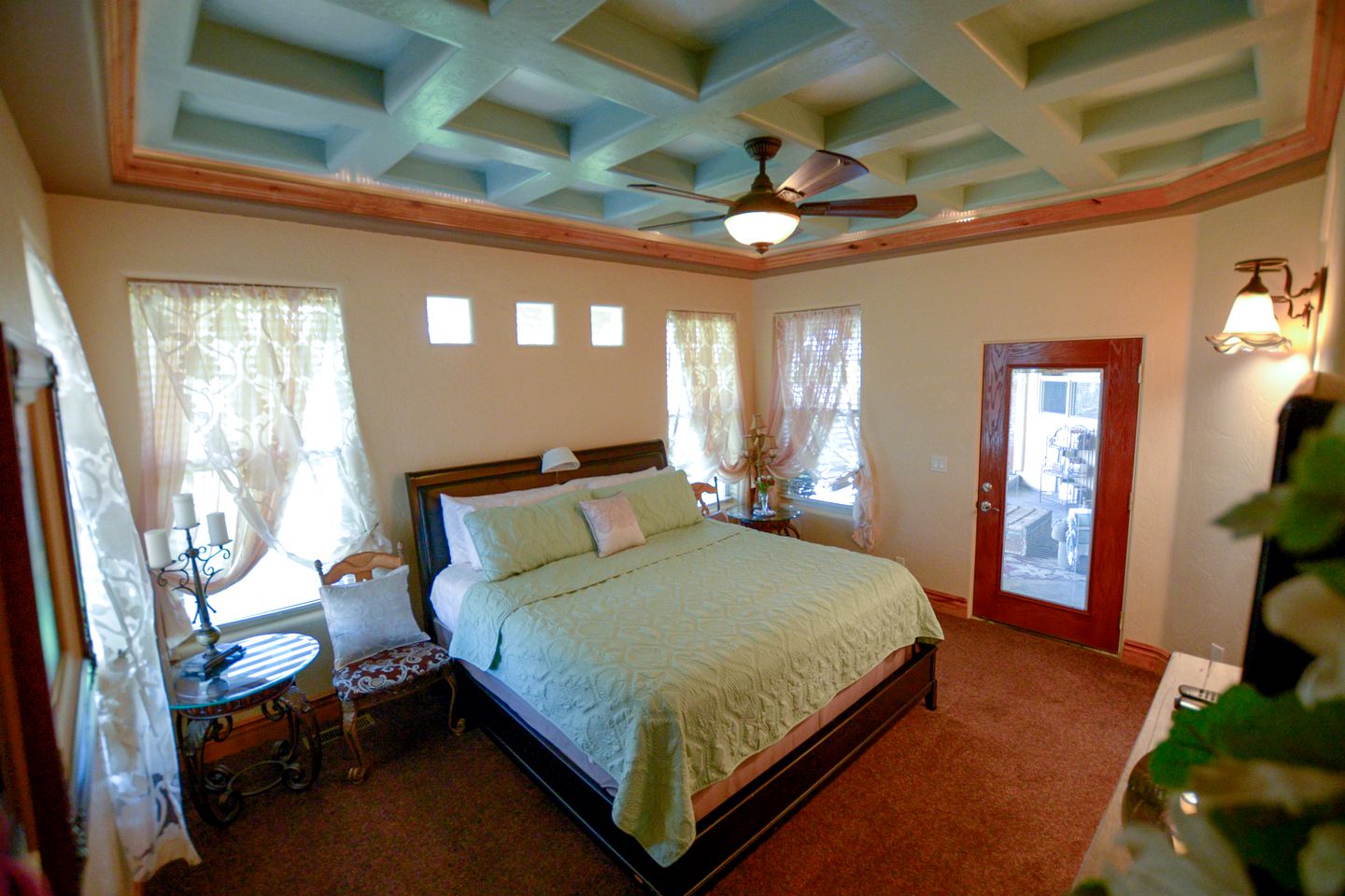 Mediterranean-Style Villa Rental with a Pool near Grand Junction, Colorado