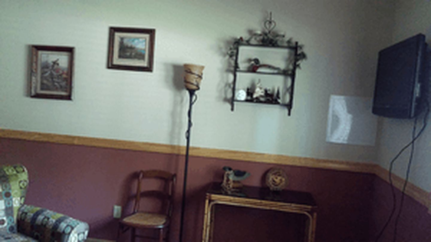Private Vacation Room Rental for Hiking Getaway to the Sakatah State Trail, Minnesota