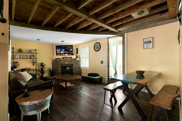 Cabins (United States of America, Rome, Georgia)