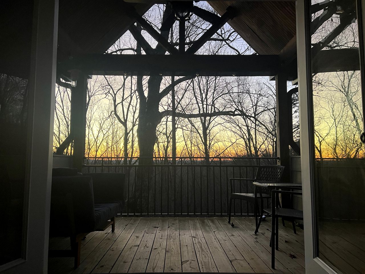 Gorgeous Cabin with Fire Pit in Rome, Georgia