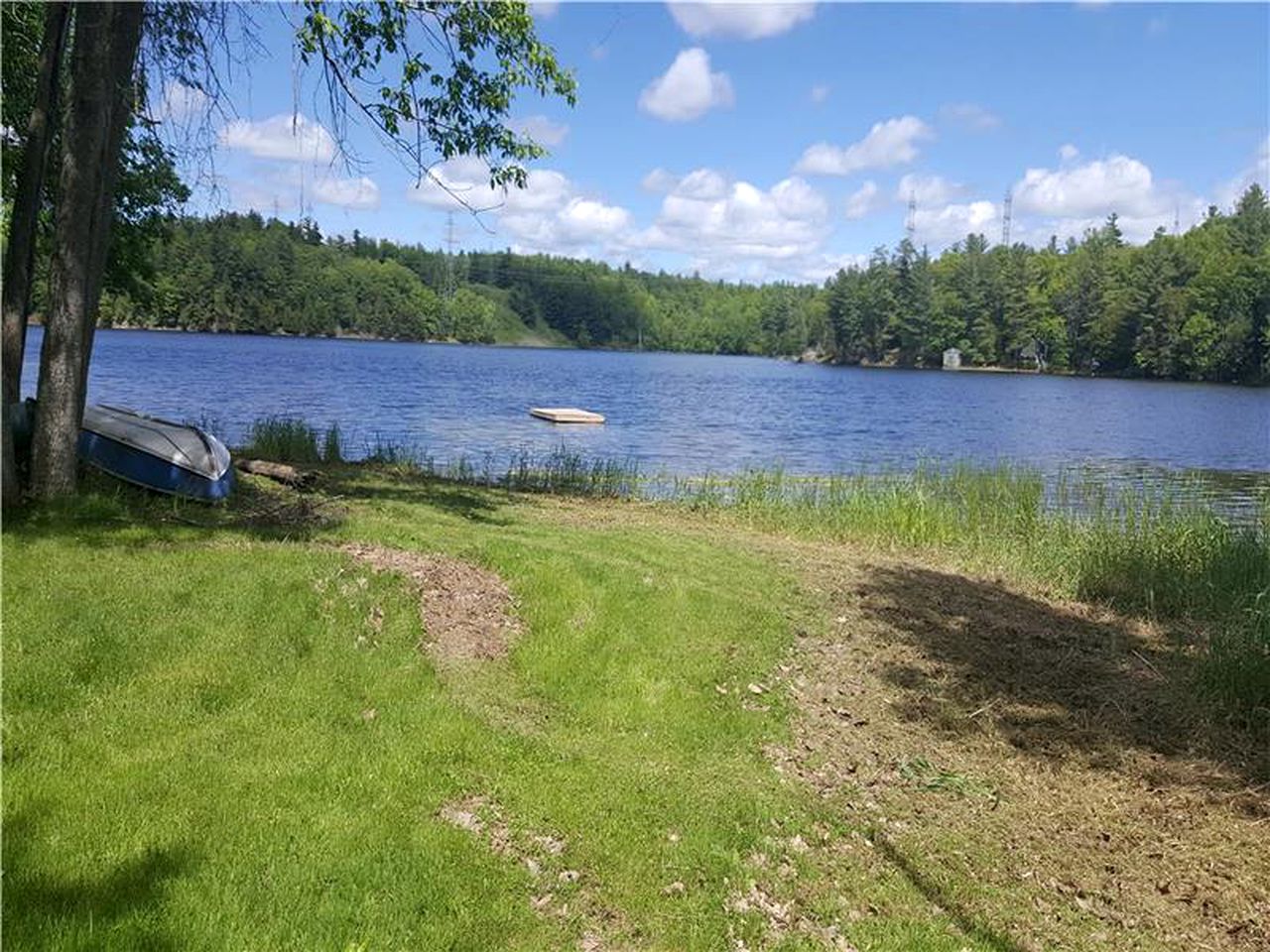 Cottage Rental near Frontenac Provincial Park, Ontario
