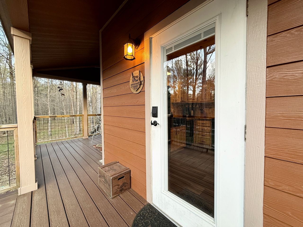 Peaceful Secluded Cabin with Hot Tub and Fantastic Views of the Surrounding Woods in Mentone, Alabama