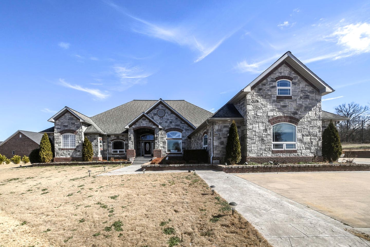 Stylish Comfort Haven with Game Room & Covered Patio in Siloam Springs, Arkansas