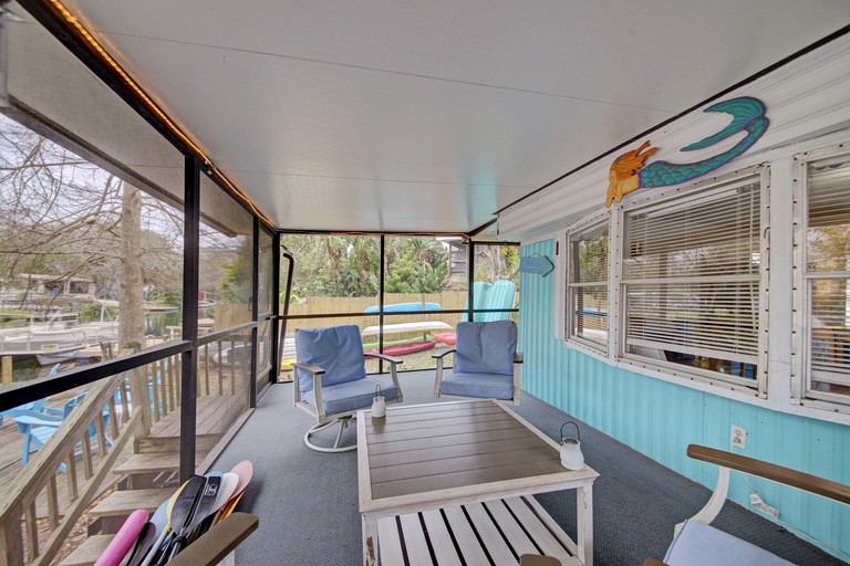 Cottages (United States of America, Weeki Wachee, Florida)