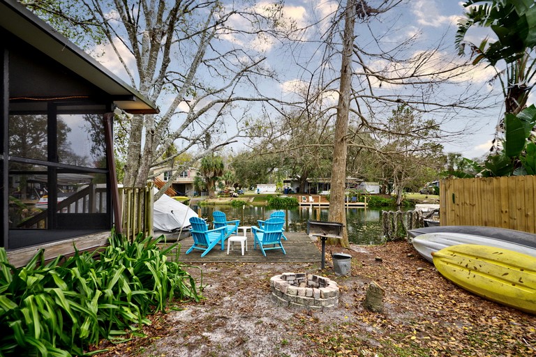 Cottages (United States of America, Weeki Wachee, Florida)