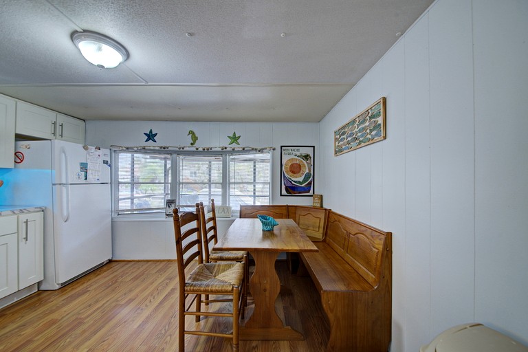 Cottages (United States of America, Weeki Wachee, Florida)