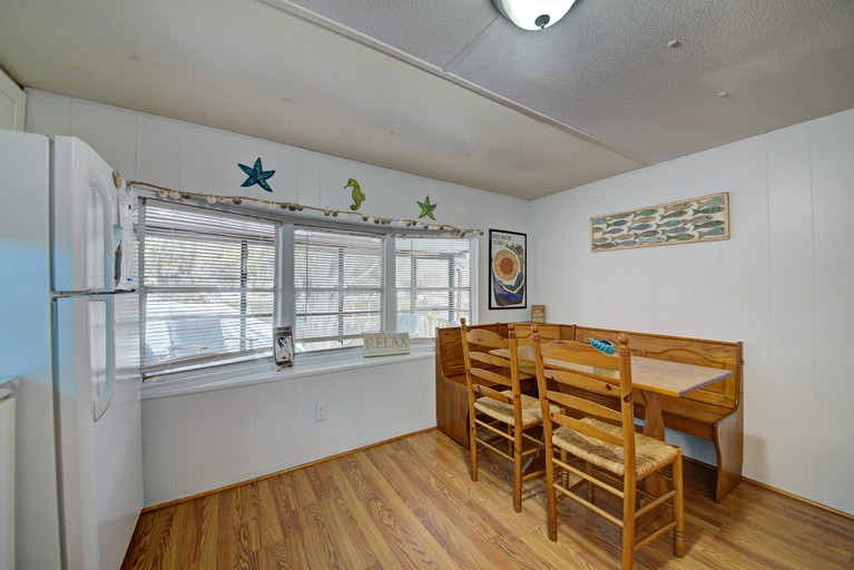 Cottages (United States of America, Weeki Wachee, Florida)