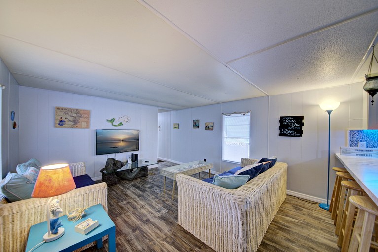 Cottages (United States of America, Weeki Wachee, Florida)