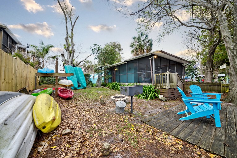 Cottages (United States of America, Weeki Wachee, Florida)