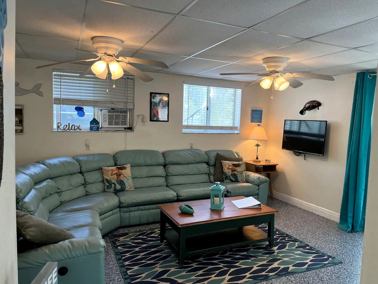 Spectacular Cottage with Fantastic River Sights in Weeki Wachee, Florida