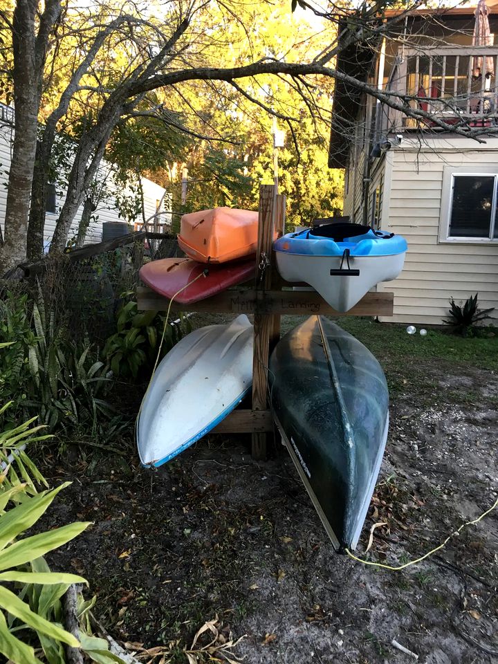 Spectacular Cottage with Fantastic River Sights in Weeki Wachee, Florida