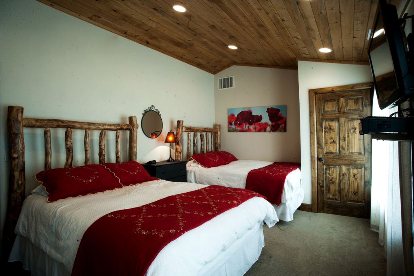 Cabin with River Views in Ashton, Idaho