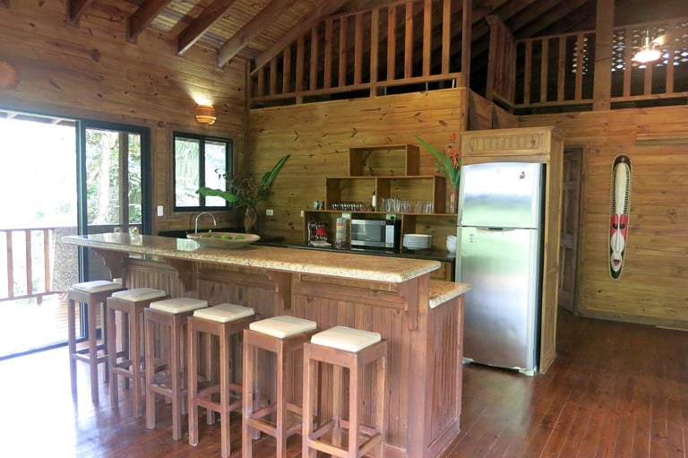 Tree Houses (Dominical, Puntarenas, Costa Rica)