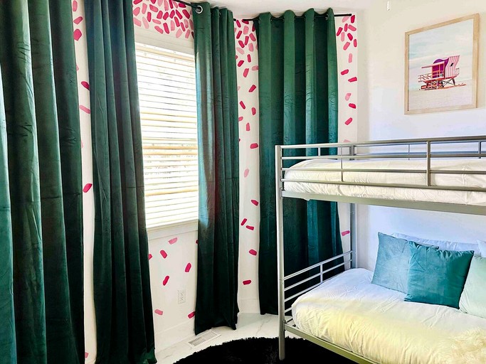 Vacation Rentals (United States of America, Charlotte, North Carolina)