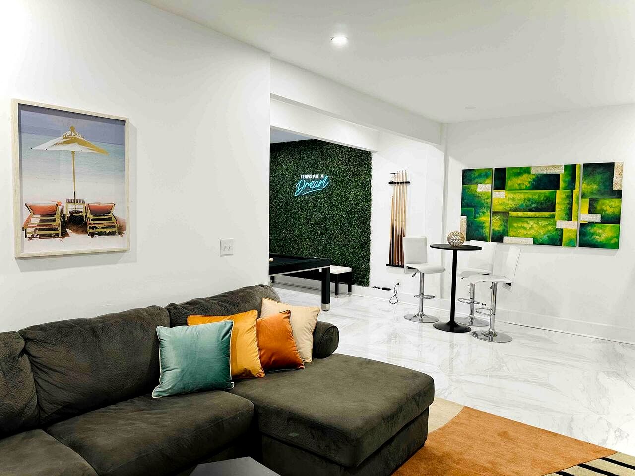 Opulent Modern Vacation Rental Paradise near Catawba River in North Carolina