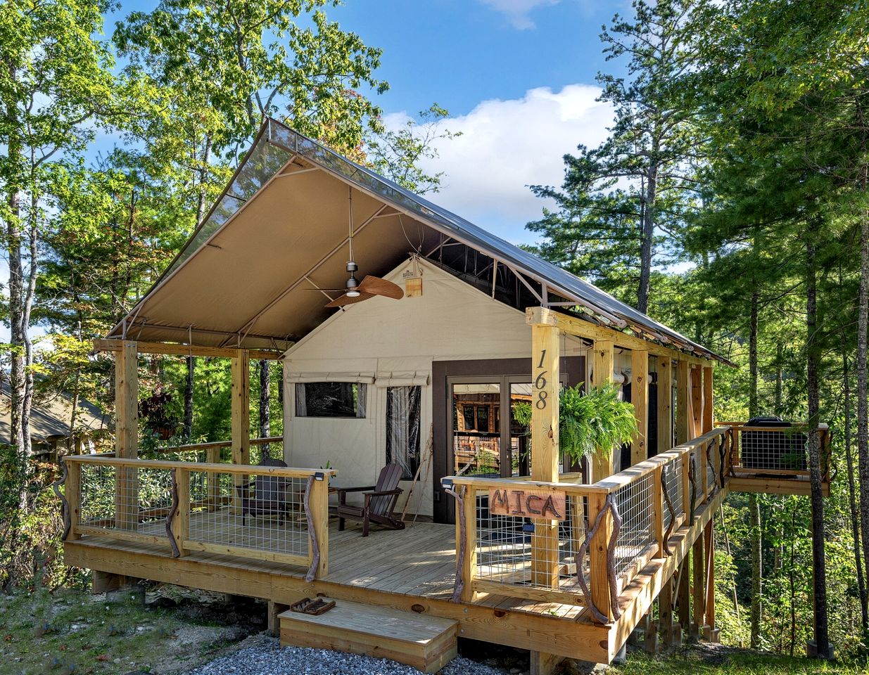 Secluded Tree Tent with Outdoor Soaking Tub & Pizza Oven Near Blue Ridge Waterfalls, Zirconia, North Carolina