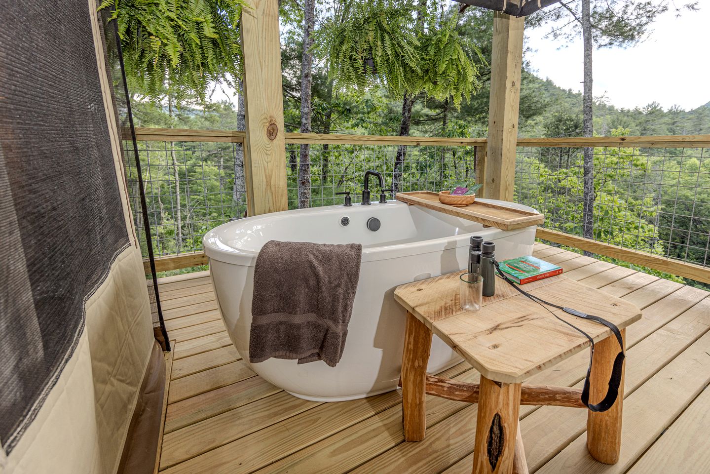 Secluded Tree Tent with Outdoor Soaking Tub & Pizza Oven Near Blue Ridge Waterfalls, Zirconia, North Carolina