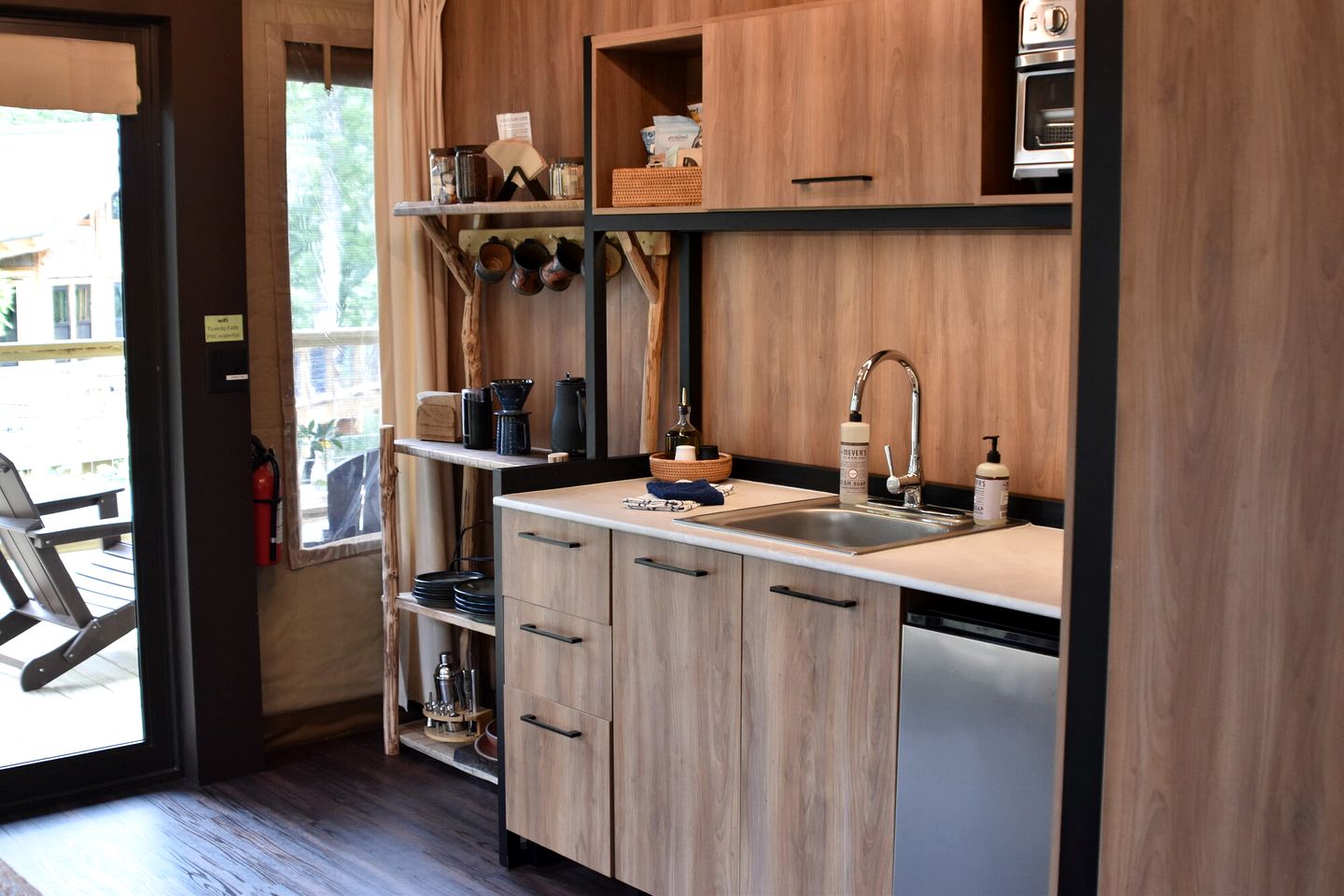 Secluded Tree Tent with Outdoor Soaking Tub & Pizza Oven Near Blue Ridge Waterfalls, Zirconia, North Carolina