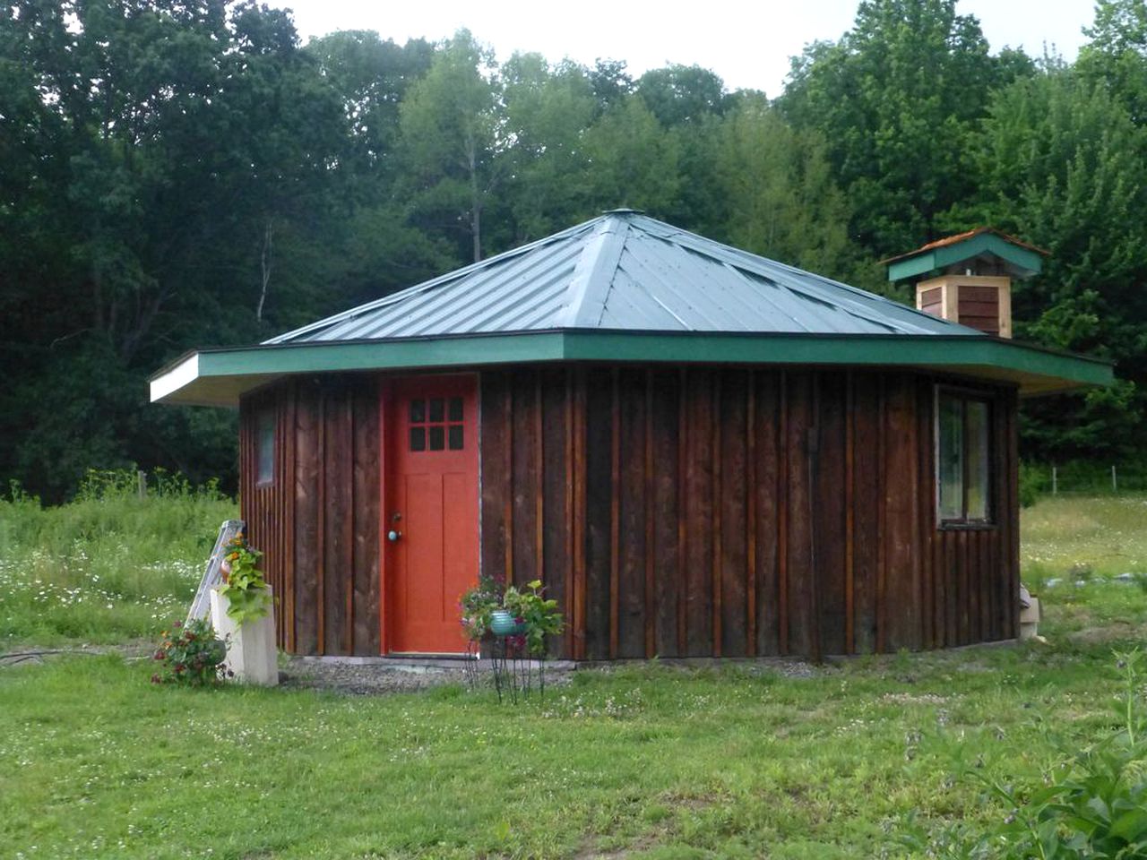 Charming Tiny Cottage near the Finger Lakes and Ithaca in Upstate New York